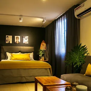 https://studio-aristides.hotelsmendoza.com